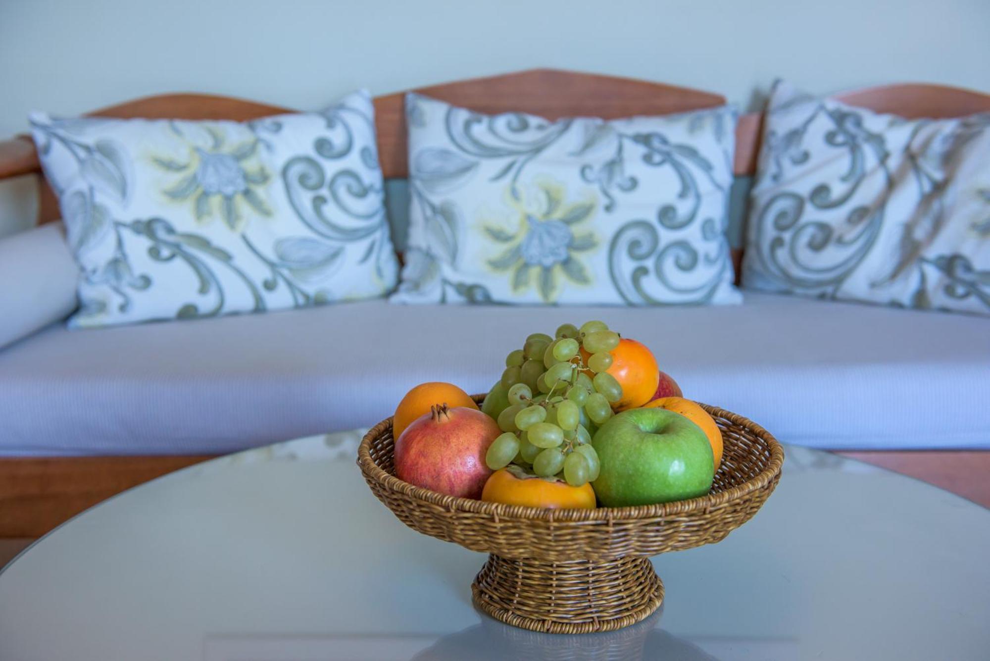 Sirines Apartments Palekastro Luaran gambar